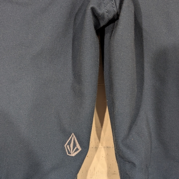 Boys Volcom Blue Shorts - Size 28 - Picture 3 of 4